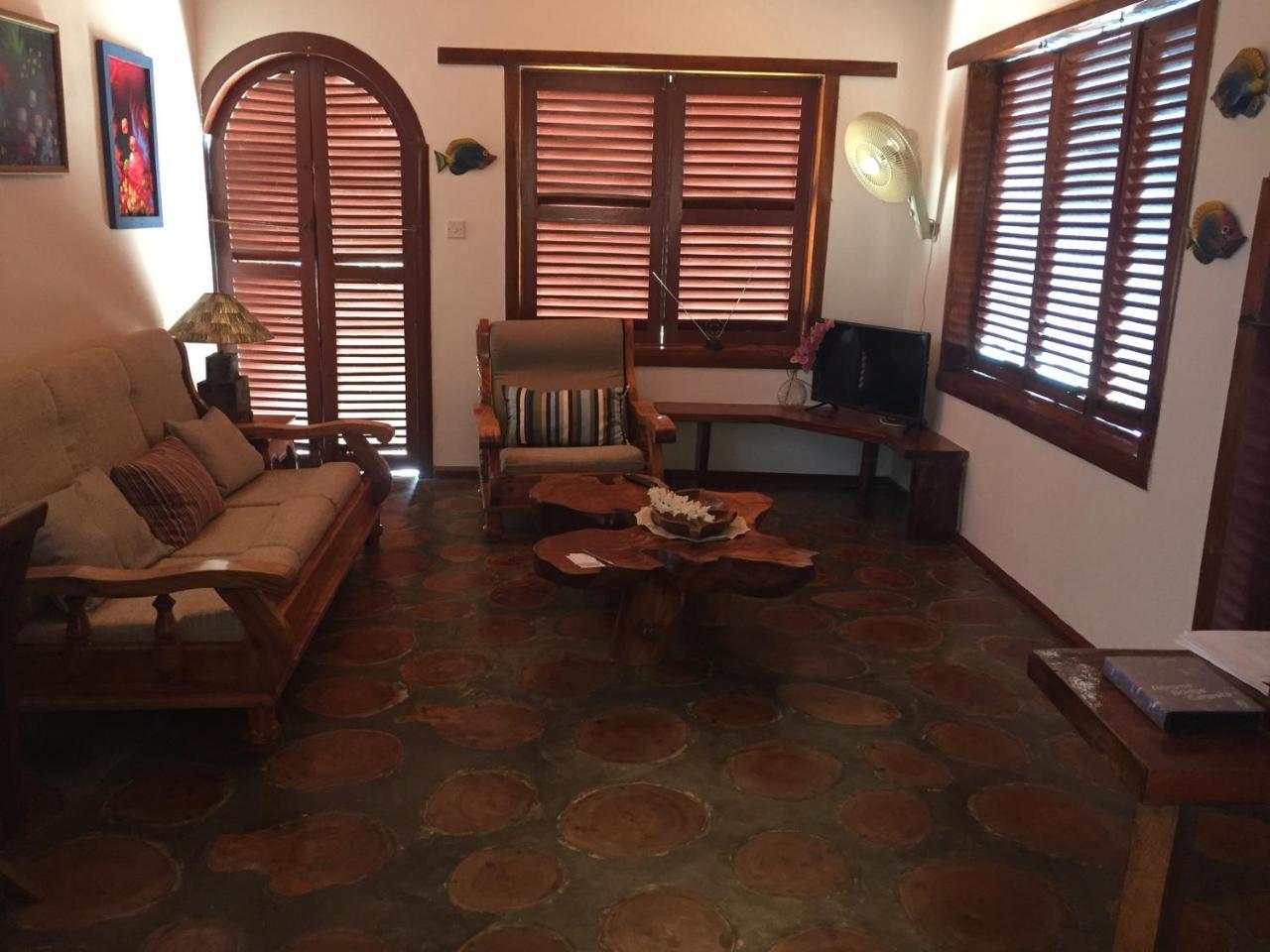 Le Grand Bleu Villas Baie Sainte Anne Luaran gambar