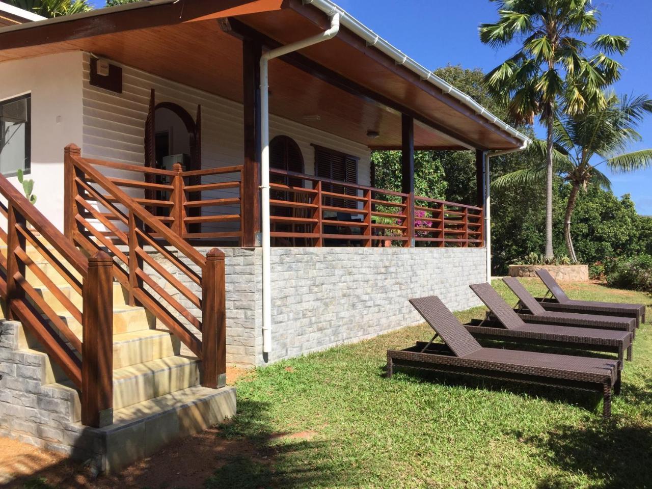 Le Grand Bleu Villas Baie Sainte Anne Luaran gambar