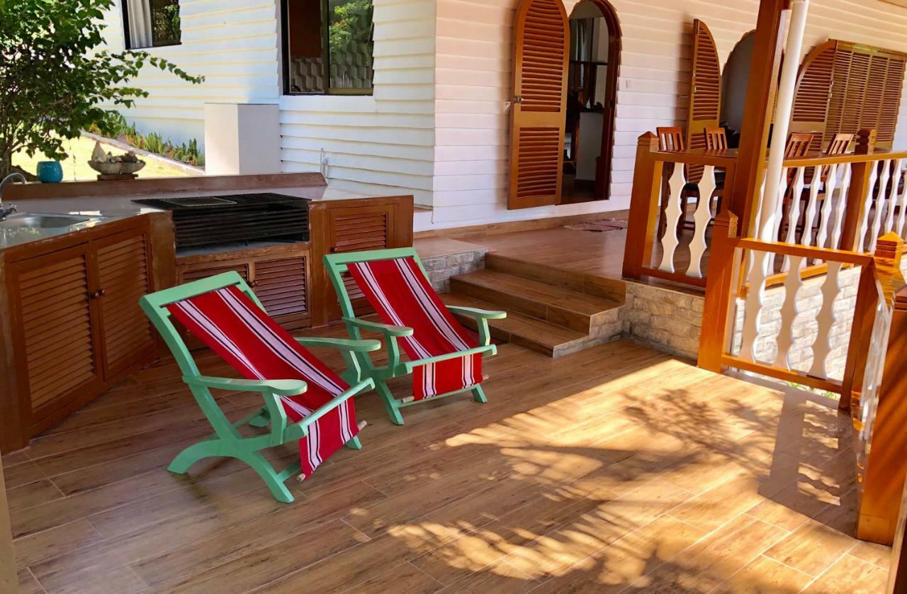 Le Grand Bleu Villas Baie Sainte Anne Luaran gambar