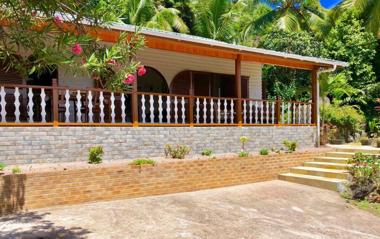 Le Grand Bleu Villas Baie Sainte Anne Luaran gambar