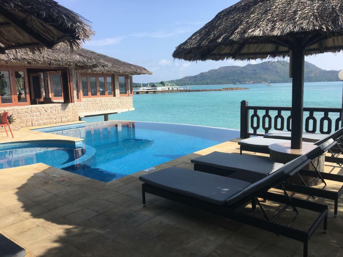 Le Grand Bleu Villas Baie Sainte Anne Luaran gambar