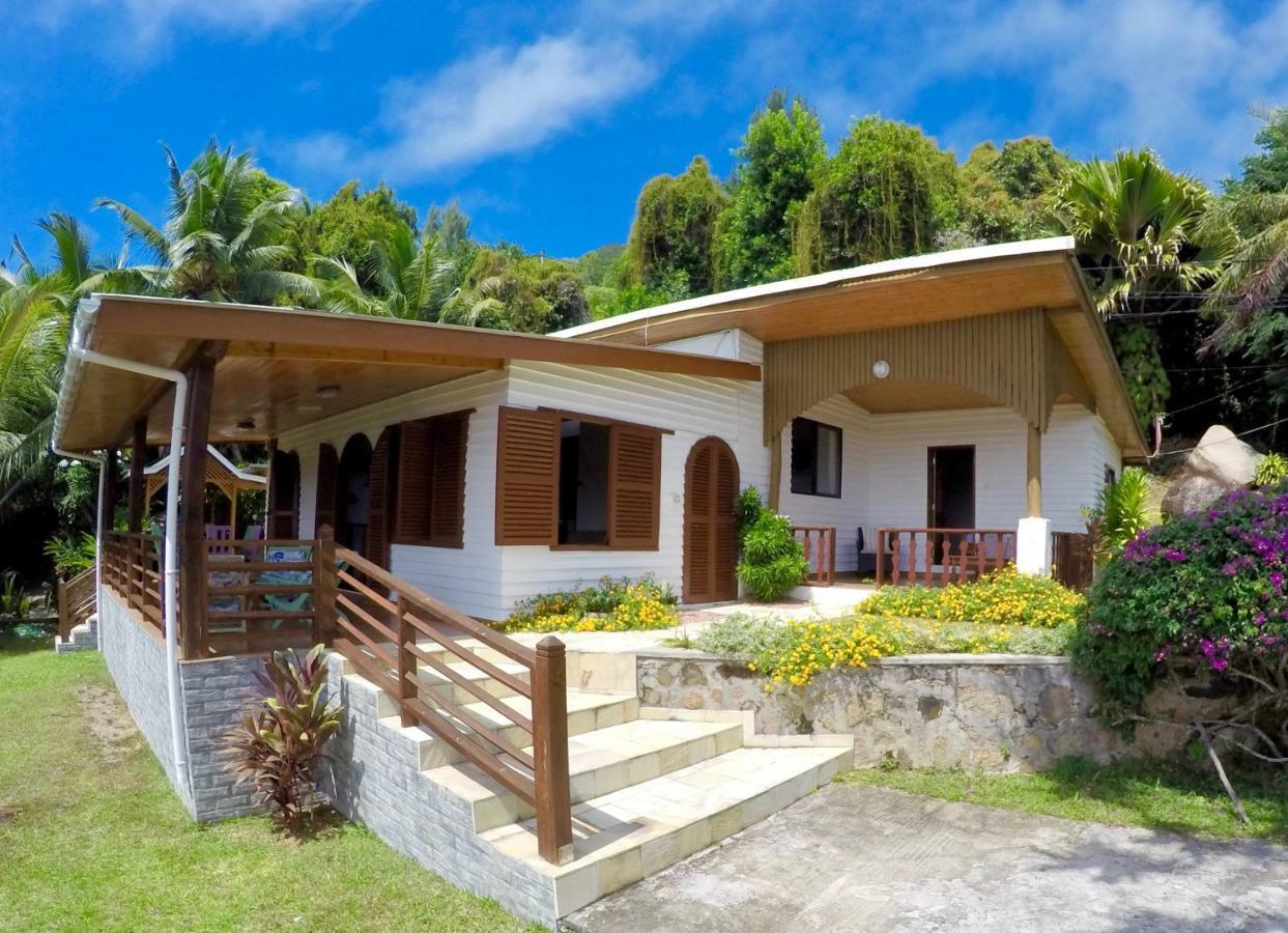 Le Grand Bleu Villas Baie Sainte Anne Luaran gambar